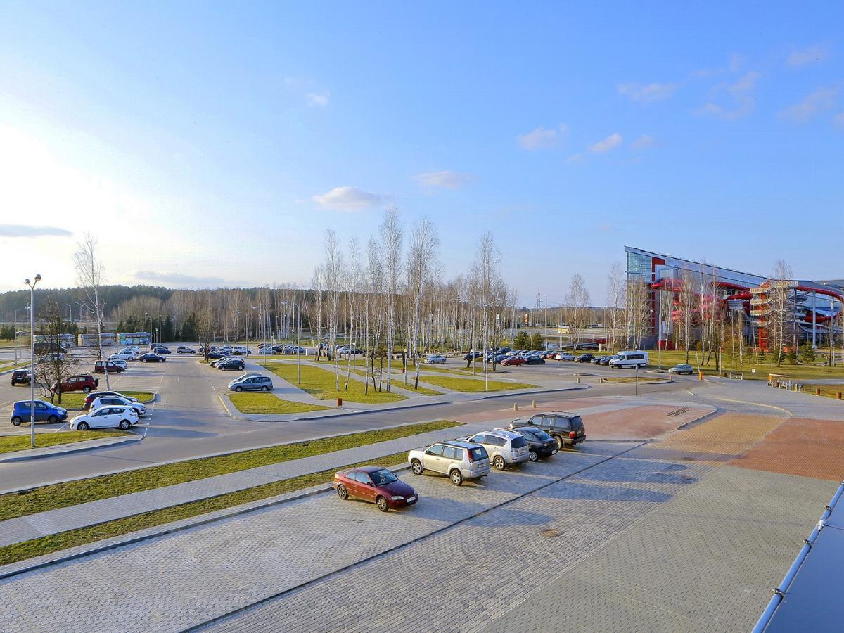 Aqua-Minsk Hotel Exterior foto